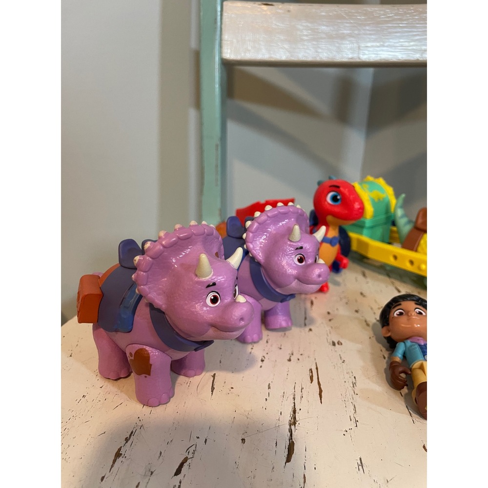 Disney Jr Dino Ranch Toys Lot Action Figures Dinosaurs Chariot Ranchers Cart - Picture 2 of 11